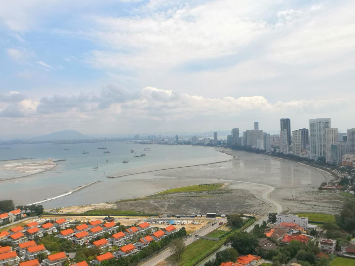 The Landmark Seaview Gurney George Town Exterior foto