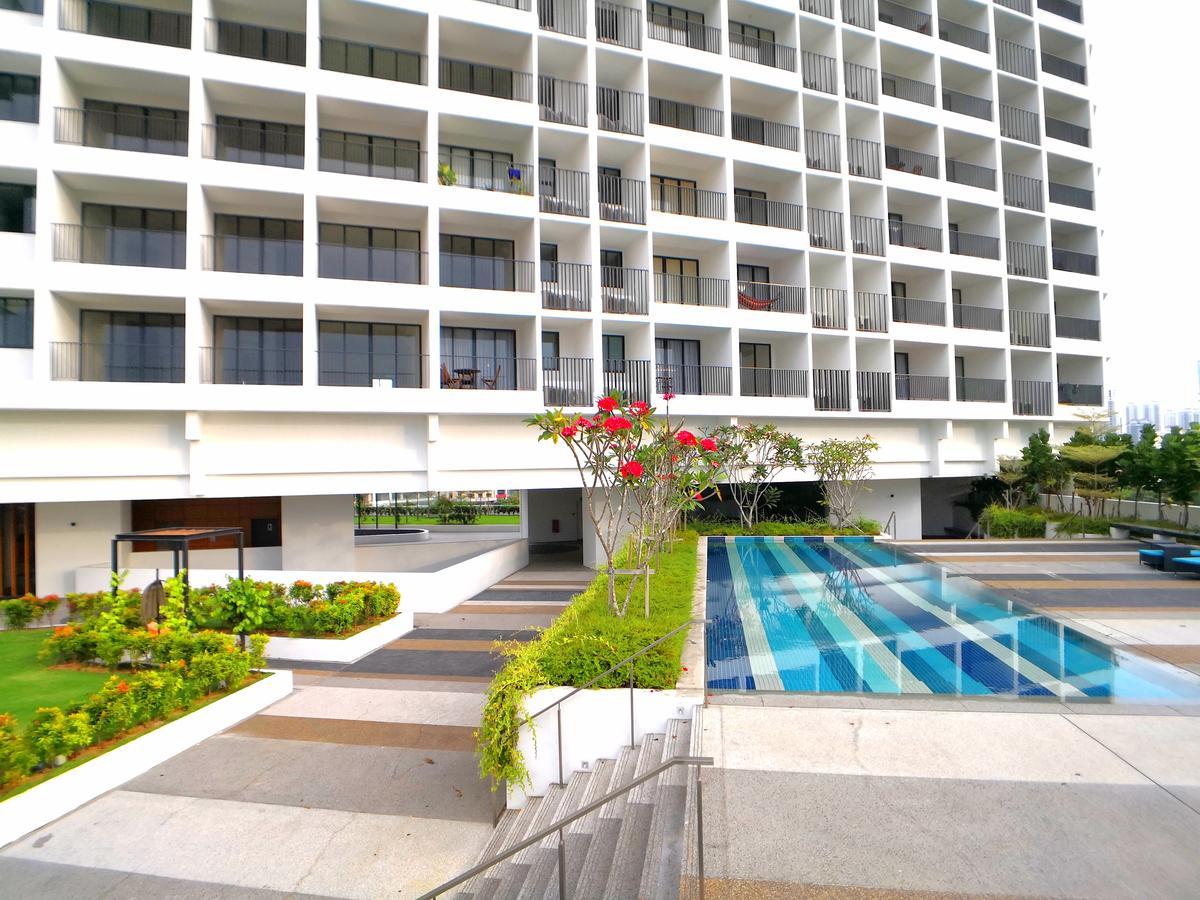 The Landmark Seaview Gurney George Town Exterior foto